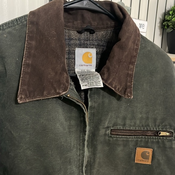 Vintage Carhartt Barn Detroit Jacket Durable Canvas - Picture 7 of 9